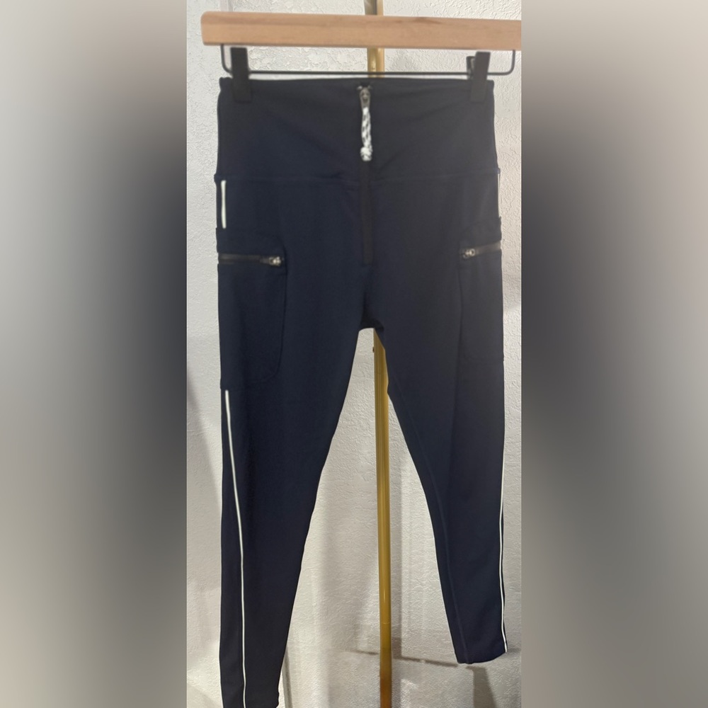 Splits59 Black High Waist Performance Leggings Size Medium Zip Pockets - Picture 2 of 11